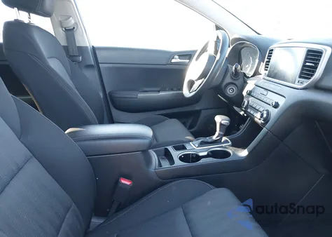 2022 Kia Sportage Lx z USA, uszkodzony, nr VIN KNDPM3AC5N7015198